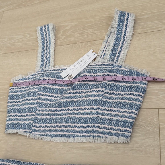 House of Harlow 1960 Tweed Light Blue and White Skort Set - Picture 4 of 11